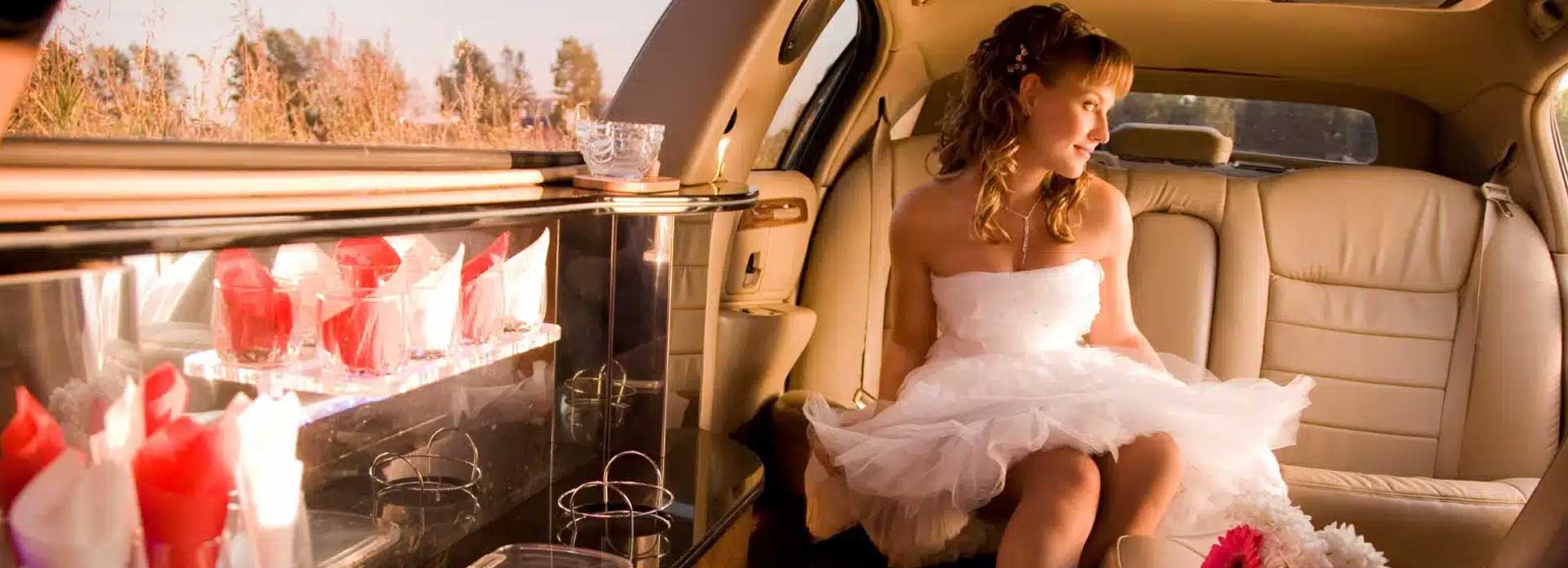 Prom Limousine Car Rental in Chicago, Chicago Prom Limo Service
